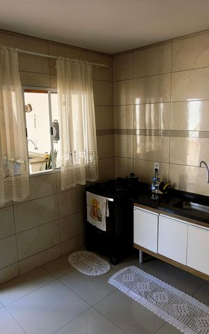Casa à venda com 265m², 3 quartos e 3 vagas Casa à venda com 265m², 3 quartos e 3 vagasCozinha