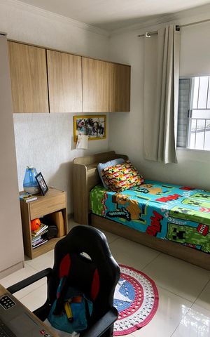 Casa à venda com 265m², 3 quartos e 3 vagas Casa à venda com 265m², 3 quartos e 3 vagasQuarto