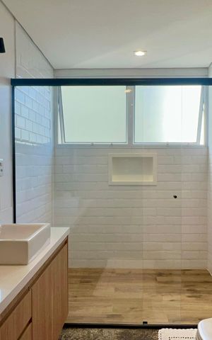 Apartamento à venda com 192m², 3 quartos e 1 vaga Apartamento à venda com 192m², 3 quartos e 1 vagaBanheiro