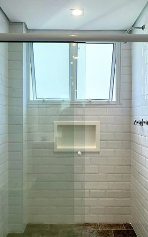 Apartamento à venda com 192m², 3 quartos e 1 vaga Apartamento à venda com 192m², 3 quartos e 1 vagaBanheiro da Suíte