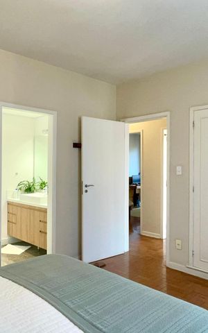 Apartamento à venda com 192m², 3 quartos e 1 vaga Apartamento à venda com 192m², 3 quartos e 1 vagaSuite
