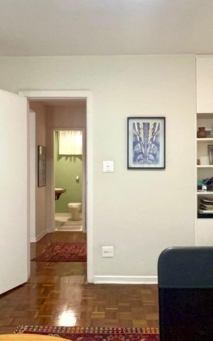 Apartamento à venda com 192m², 3 quartos e 1 vaga Apartamento à venda com 192m², 3 quartos e 1 vagaEscritório