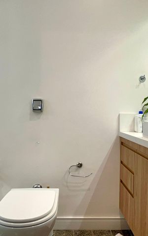 Apartamento à venda com 192m², 3 quartos e 1 vaga Apartamento à venda com 192m², 3 quartos e 1 vagaBanheiro da Suíte