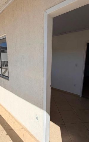 Casa para alugar com 106m², 2 quartos e 1 vaga Casa para alugar com 106m², 2 quartos e 1 vagaVaranda