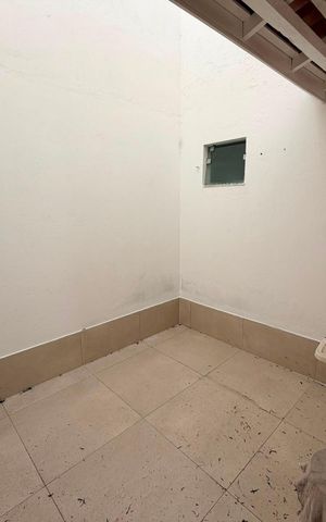 Casa para alugar com 106m², 2 quartos e 1 vaga Casa para alugar com 106m², 2 quartos e 1 vagaÁrea de serviço