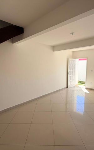 Casa para alugar com 106m², 2 quartos e 1 vaga Casa para alugar com 106m², 2 quartos e 1 vagaSala