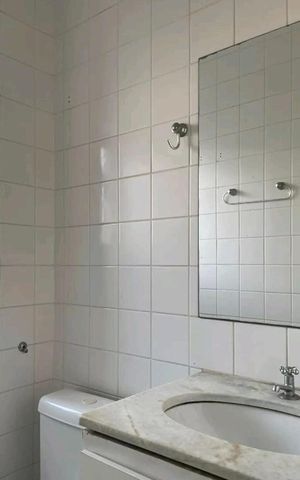 Apartamento para alugar com 54m², 2 quartos e 1 vaga Apartamento para alugar com 54m², 2 quartos e 1 vagaBanheiro