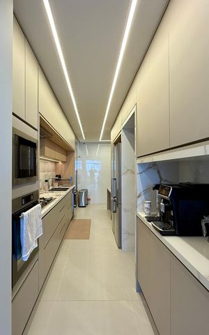 Apartamento à venda com 227m², 3 quartos e 4 vagas