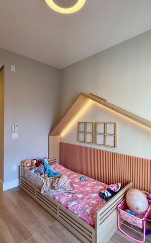 Apartamento à venda com 227m², 3 quartos e 4 vagas Apartamento à venda com 227m², 3 quartos e 4 vagasSuíte 2