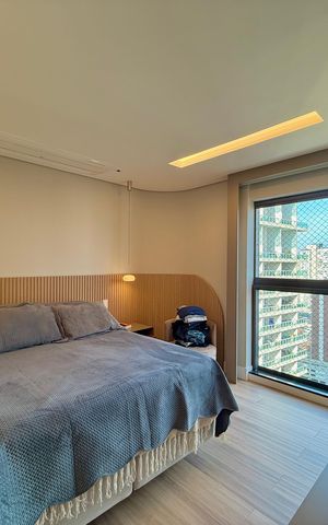 Apartamento à venda com 227m², 3 quartos e 4 vagas Apartamento à venda com 227m², 3 quartos e 4 vagasSuíte 3