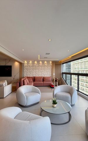 Apartamento à venda com 227m², 3 quartos e 4 vagas Apartamento à venda com 227m², 3 quartos e 4 vagasVaranda Integrada