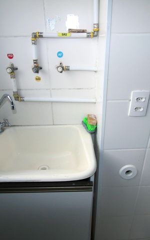Apartamento à venda com 45m², 2 quartos e 1 vagaÁrea de Serviço