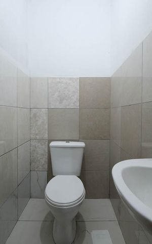Casa para alugar com 100m², 2 quartos e sem vagaLavabo