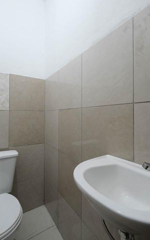 Casa para alugar com 100m², 2 quartos e sem vagaLavabo