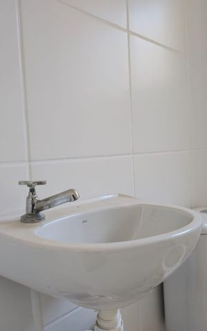 Apartamento para alugar com 44m², 2 quartos e 1 vaga Apartamento para alugar com 44m², 2 quartos e 1 vagaBanheiro social