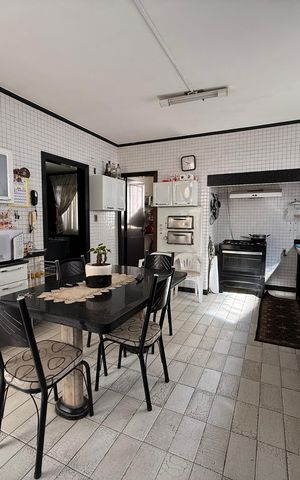 Casa para alugar com 420m², 5 quartos e 2 vagas