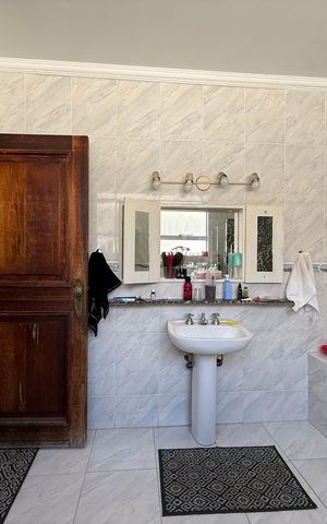 Casa para alugar com 420m², 5 quartos e 2 vagas
