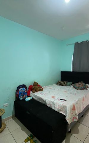Casa à venda com 35m², 1 quarto e 4 vagas Casa à venda com 35m², 1 quarto e 4 vagasQuarto