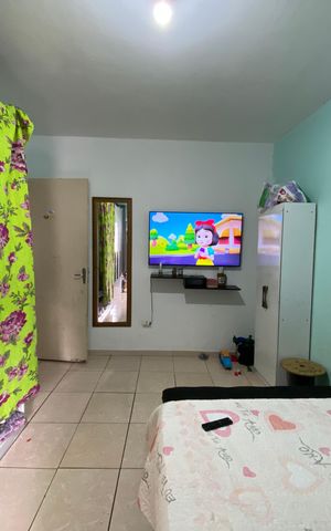 Casa à venda com 35m², 1 quarto e 4 vagas Casa à venda com 35m², 1 quarto e 4 vagasQuarto