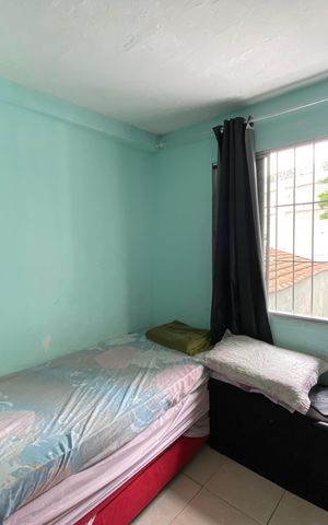 Casa à venda com 35m², 1 quarto e 4 vagas Casa à venda com 35m², 1 quarto e 4 vagasQuarto 2