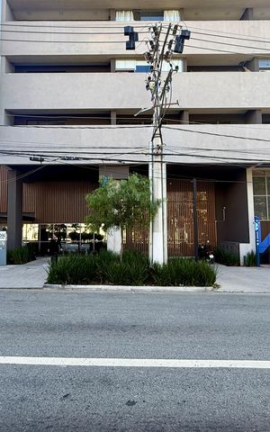 Studio para alugar com 25m², 1 quarto e sem vaga Studio para alugar com 25m², 1 quarto e sem vagaFachada