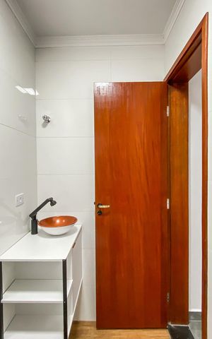 Casa à venda com 80m², 2 quartos e 1 vaga Casa à venda com 80m², 2 quartos e 1 vagaBanheiro da Suíte 1