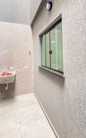 Casa à venda com 80m², 2 quartos e 1 vaga Casa à venda com 80m², 2 quartos e 1 vagaÁrea de Serviço