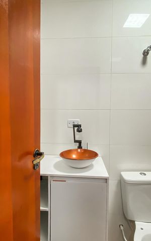 Casa à venda com 80m², 2 quartos e 1 vaga Casa à venda com 80m², 2 quartos e 1 vagaBanheiro da Suíte 2