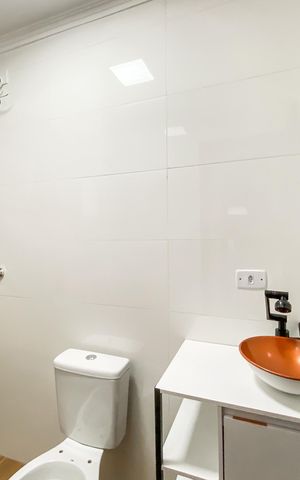 Casa à venda com 80m², 2 quartos e 1 vaga Casa à venda com 80m², 2 quartos e 1 vagaBanheiro da Suíte 1