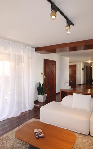 Apartamento para alugar com 254m², 3 quartos e 4 vagasSala