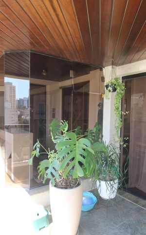 Apartamento para alugar com 254m², 3 quartos e 4 vagasSala - Varanda