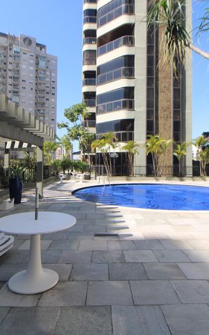Apartamento para alugar com 254m², 3 quartos e 4 vagasÁrea Comum
