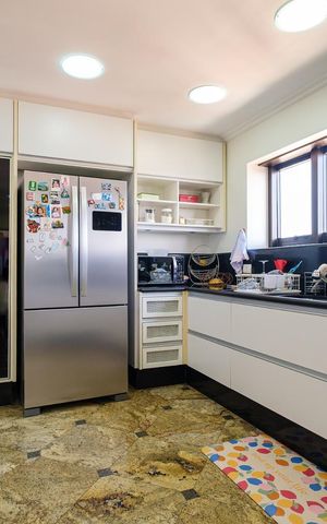 Apartamento à venda com 590m², 3 quartos e 5 vagas Apartamento à venda com 590m², 3 quartos e 5 vagasCozinha