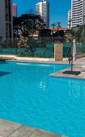 Apartamento à venda com 590m², 3 quartos e 5 vagas Apartamento à venda com 590m², 3 quartos e 5 vagasPiscina