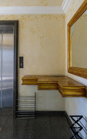 Apartamento à venda com 590m², 3 quartos e 5 vagas Apartamento à venda com 590m², 3 quartos e 5 vagasElevador