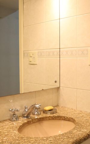 Apartamento à venda com 156m², 3 quartos e 2 vagasBanheiro 1