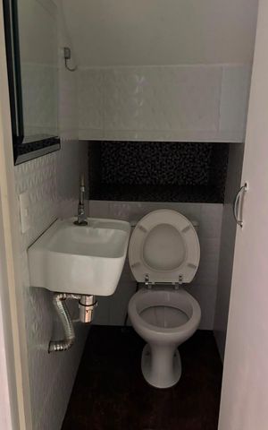 Apartamento para alugar com 65m², 2 quartos e 2 vagas Apartamento para alugar com 65m², 2 quartos e 2 vagasBanheiro