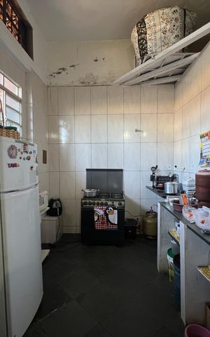 Casa à venda com 300m², 7 quartos e 1 vaga
