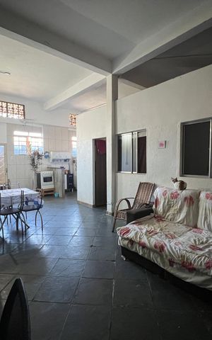 Casa à venda com 300m², 7 quartos e 1 vaga