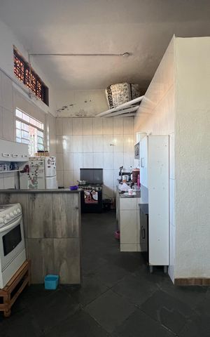 Casa à venda com 300m², 7 quartos e 1 vaga