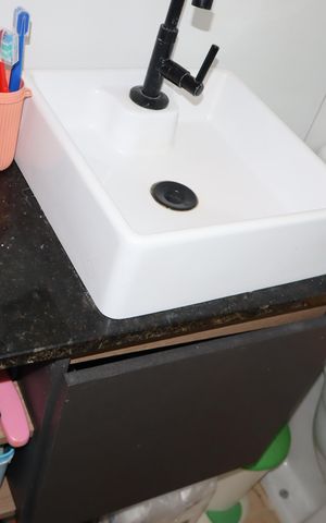 Casa para alugar com 200m², 4 quartos e 2 vagasBanheiro 1