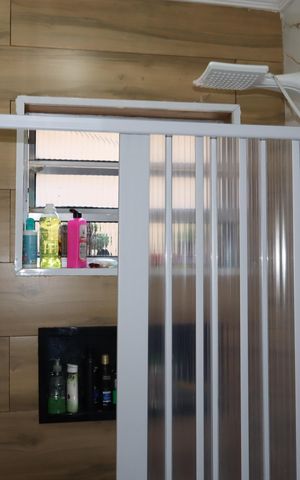 Casa para alugar com 200m², 4 quartos e 2 vagasBanheiro 2