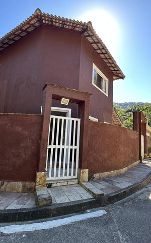 Casa de condomínio para alugar com 200m², 4 quartos e 3 vagasFachada