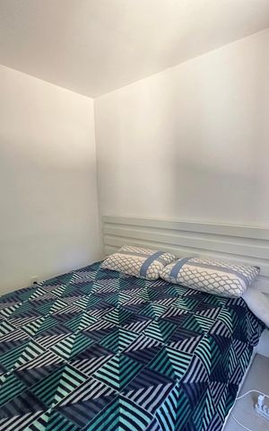 Casa de condomínio para alugar com 200m², 4 quartos e 3 vagasQuarto 2