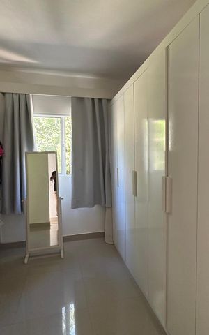 Casa de condomínio para alugar com 200m², 4 quartos e 3 vagasCloset