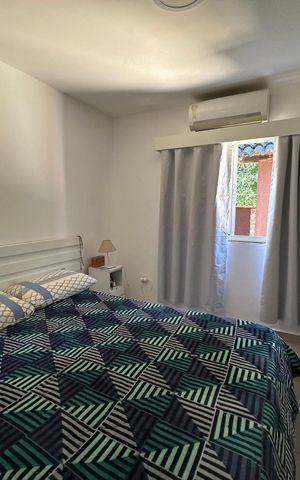 Casa de condomínio para alugar com 200m², 4 quartos e 3 vagasQuarto 2