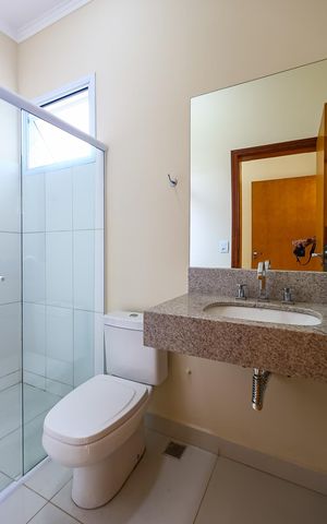 Apartamento para alugar com 105m², 3 quartos e 2 vagas Apartamento para alugar com 105m², 3 quartos e 2 vagasBanheiro social