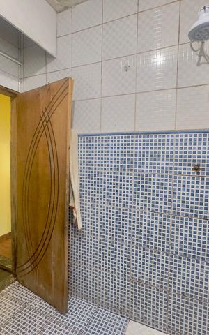 Casa à venda com 125m², 2 quartos e 1 vaga Casa à venda com 125m², 2 quartos e 1 vagaBanheiro