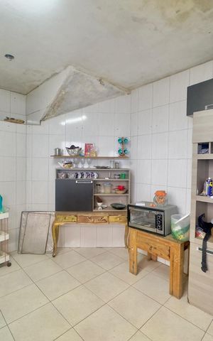 Casa à venda com 125m², 2 quartos e 1 vaga Casa à venda com 125m², 2 quartos e 1 vagaCozinha