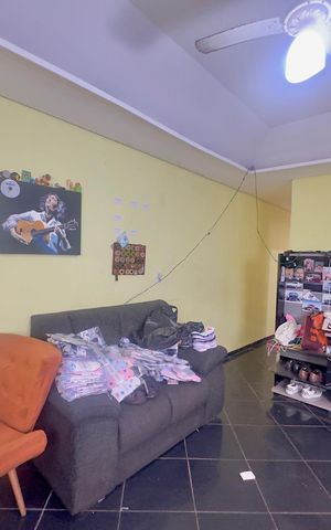 Casa à venda com 125m², 2 quartos e 1 vaga Casa à venda com 125m², 2 quartos e 1 vagaSala